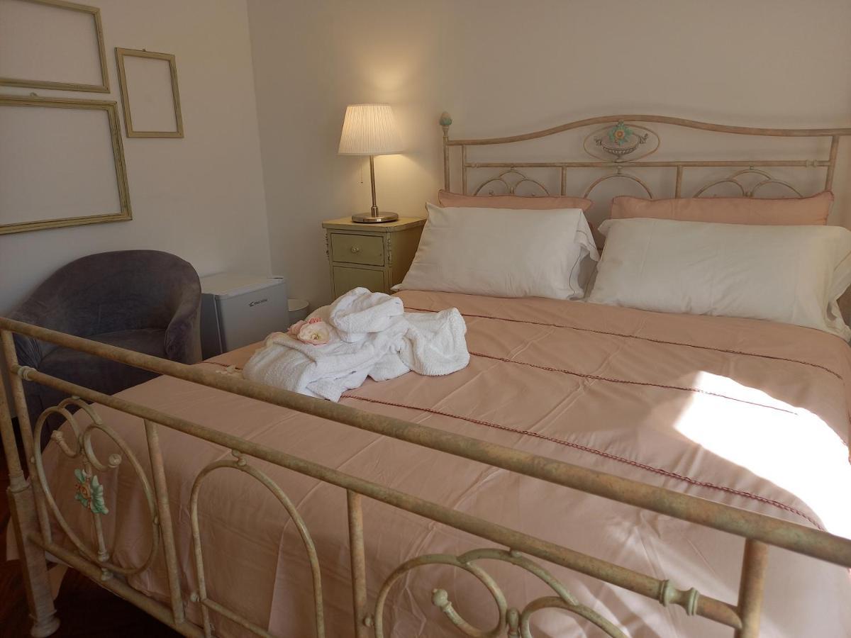 Ostra La Principessa Nera B&B المظهر الخارجي الصورة