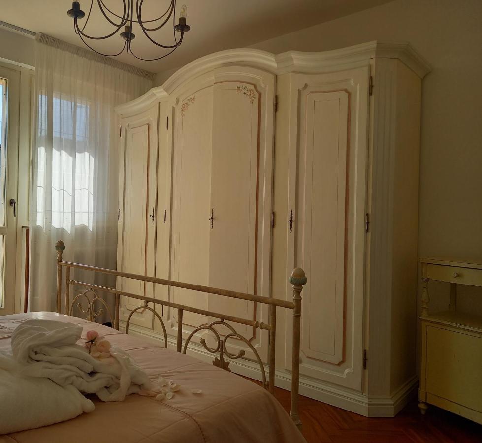 Ostra La Principessa Nera B&B المظهر الخارجي الصورة