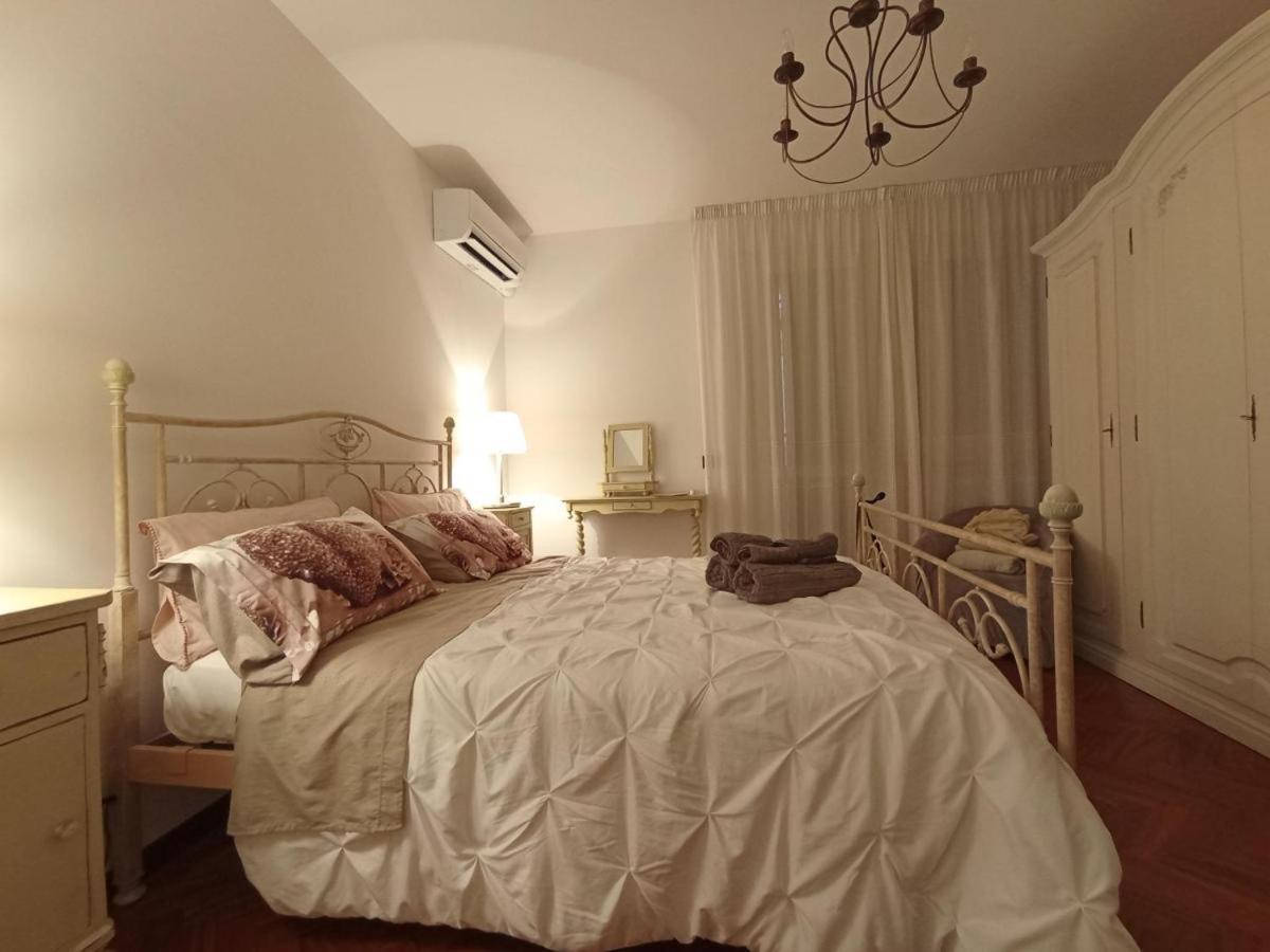 Ostra La Principessa Nera B&B المظهر الخارجي الصورة